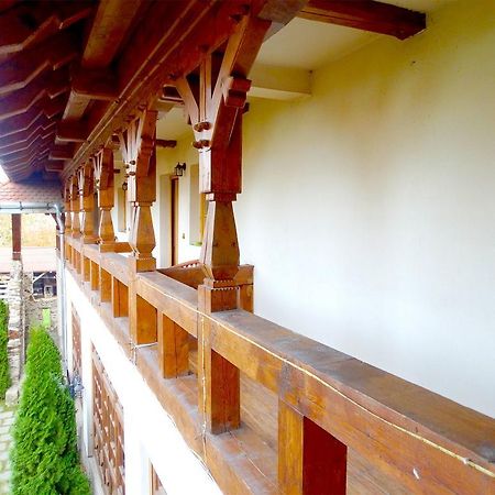 Pension Casa Iurca シゲトゥ・マルマツィエイ エクステリア 写真