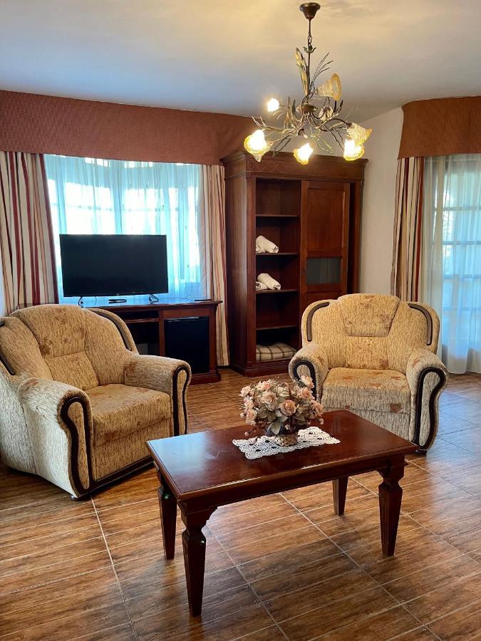 Pension Casa Iurca シゲトゥ・マルマツィエイ エクステリア 写真