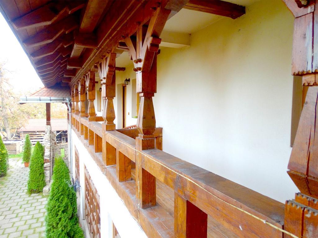Pension Casa Iurca シゲトゥ・マルマツィエイ エクステリア 写真